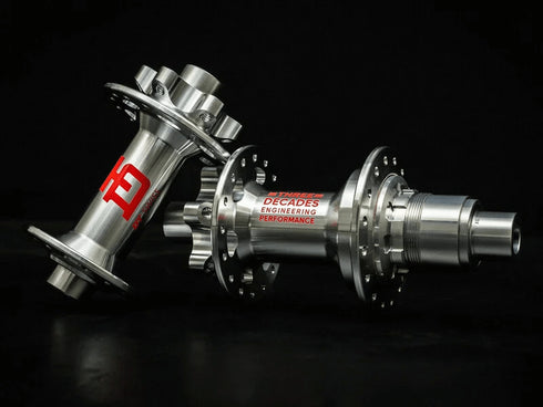 DT Swiss Limited Edition 240 DEG Silver – 148×12 Rear / 110×15 Front – 32H – 6Bolt XD